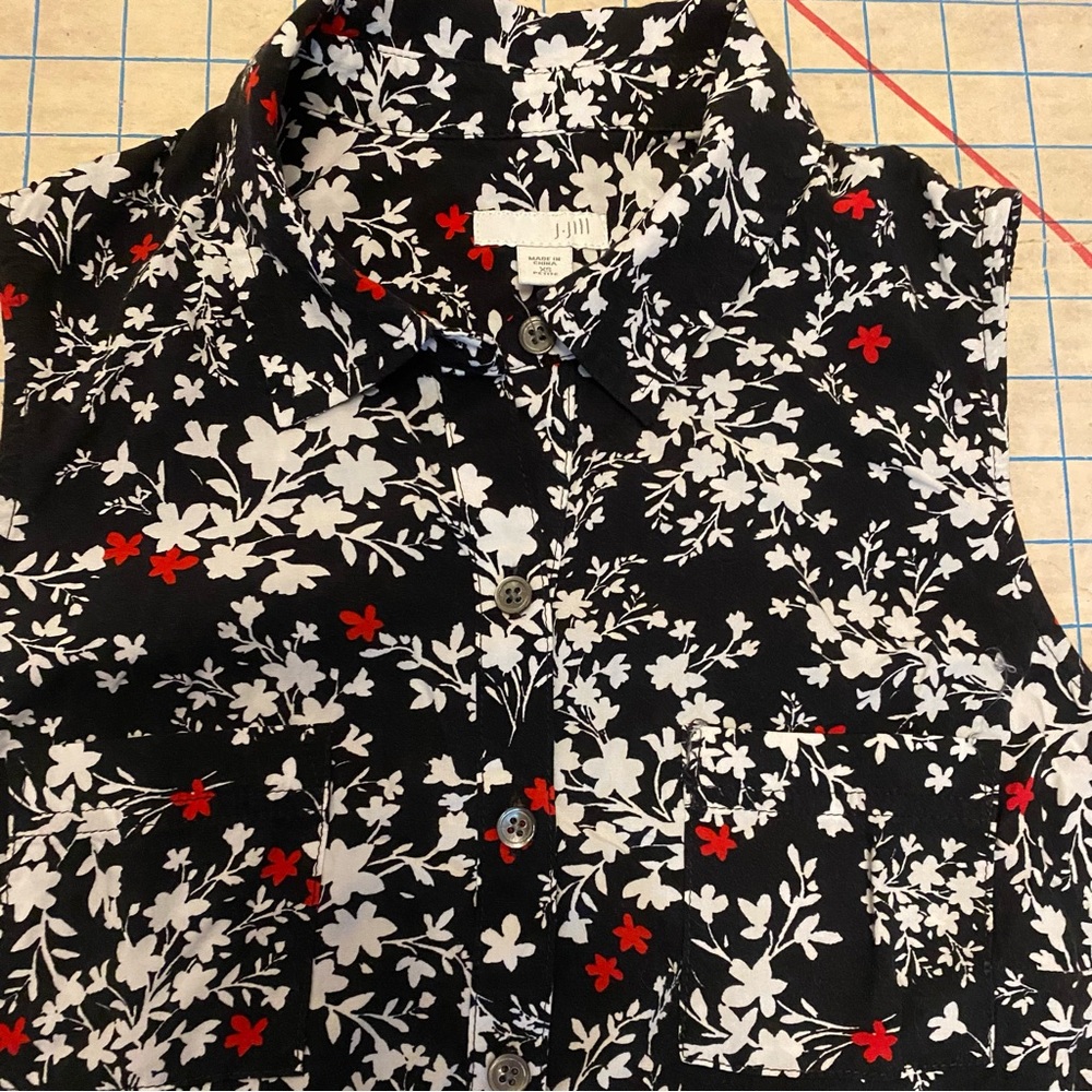 J Jill Floral Sleeveless Shirt Dress, XS Petite, black, white and red - Picture 4 of 7